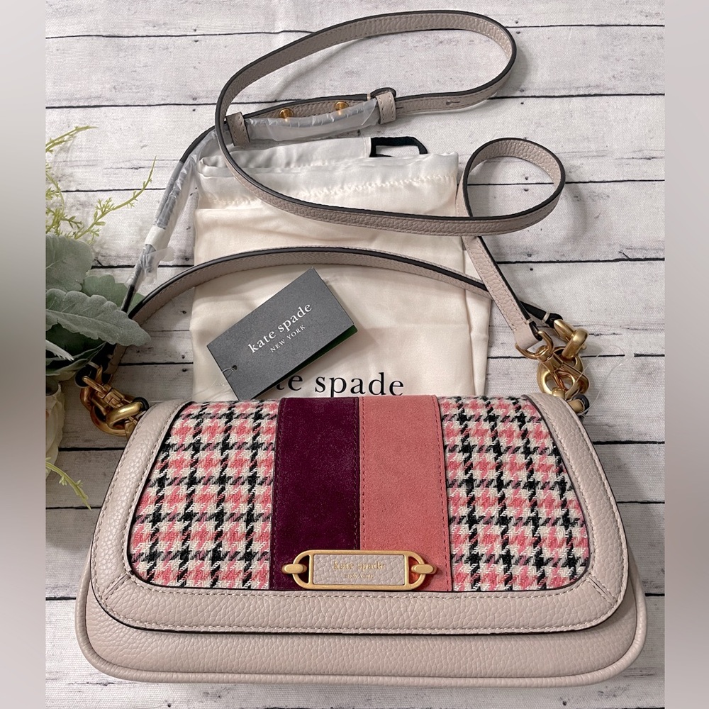 Kate Spade NewYork
Gramercy Racing Stripe Plaid Twill Fabric Small Flap … - Picture 3 of 13